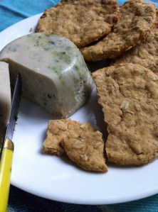 GarlicPestoCheezeandOatyCrackers